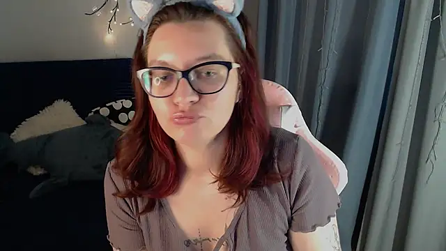 Milaniya_Poolys – Naživo XXX chat