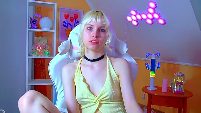 HannahHollis' Live XXX Chat