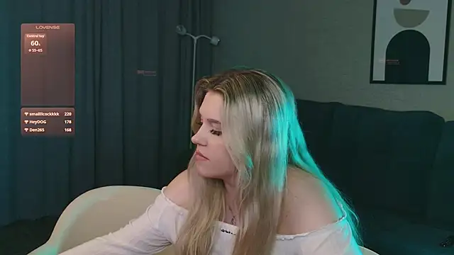 velourrra – Naživo XXX chat