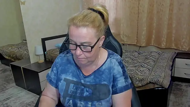 Frau_Marta – Naživo XXX chat