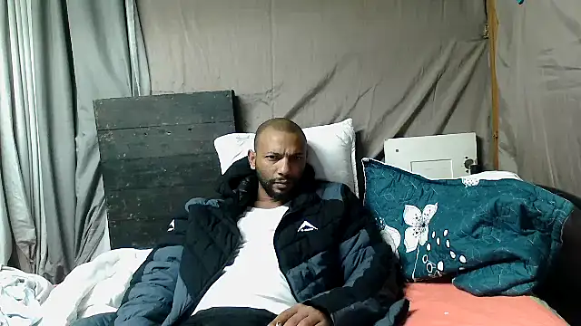 XXX chat uživo modela Camodick