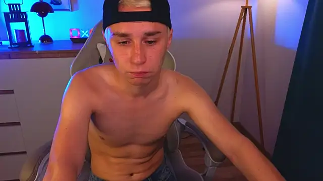 e1v1sn Live XXX chat
