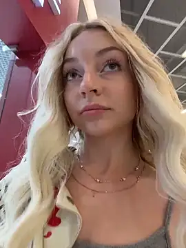 melissa_grr élő XXX-chatje