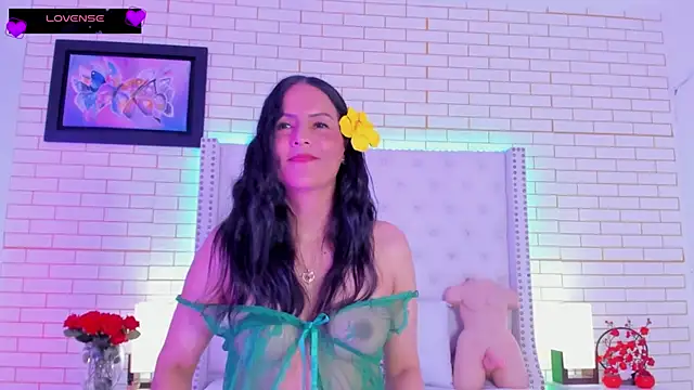 Coco_Balenciaga_ Adlı Modelin Canlı XXX Sohbeti