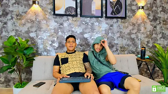 Alejandro_and_Deiby 现场XXX聊天