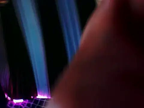 CumFactoryLuna – Naživo XXX chat