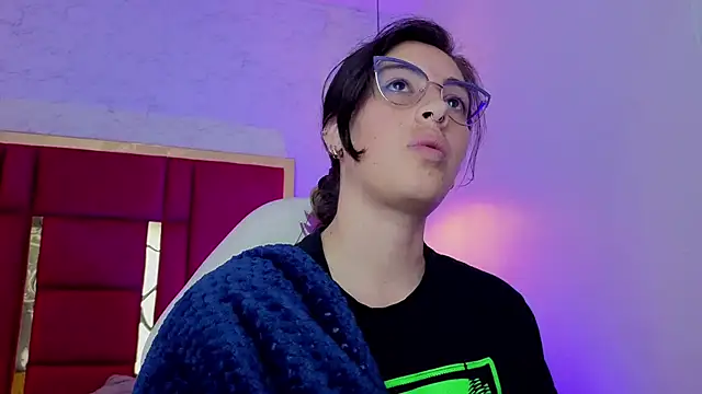 moon_winy élő XXX-chatje