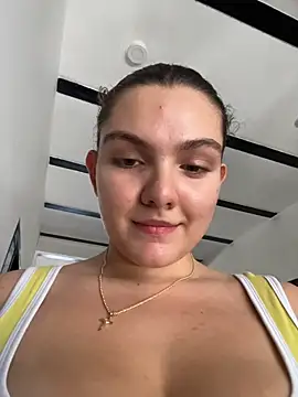 Eva_stark10 Adlı Modelin Canlı XXX Sohbeti