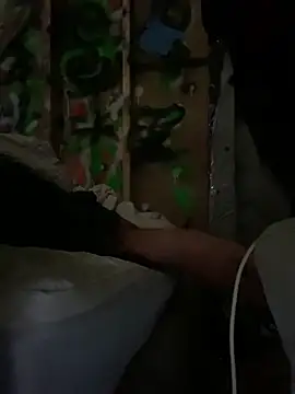 XXX chat uživo modela GusanoDelicioso