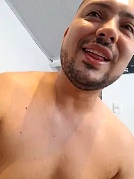 ORTIZ96hot's Live XXX Chat