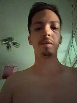 XXX chat uživo modela Ingeriubit