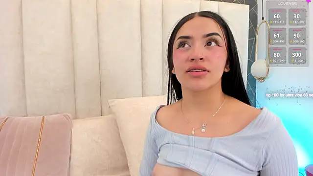 imnikaa_ – webcam-show