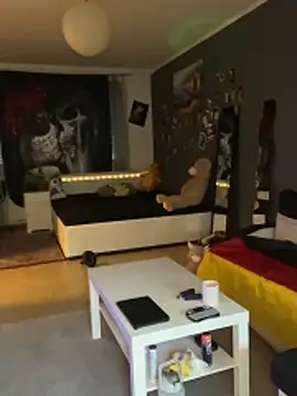 XXX chat uživo modela Mohdollmen