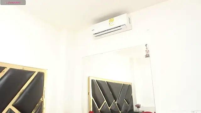 NoahJhonson69 Chat XXX in diretta