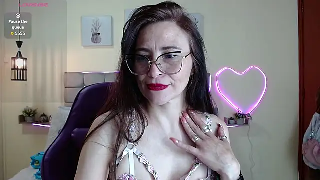 _naomi_s' Live XXX Chat
