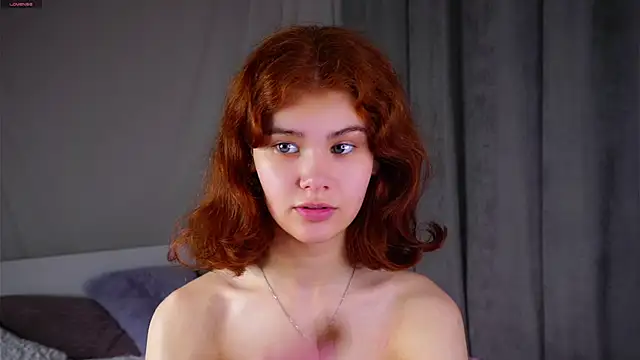 YettaCalabria 라이브 XXX 채팅