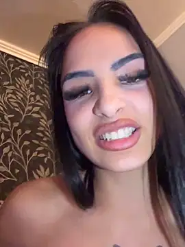Evelin199's Live XXX Chat
