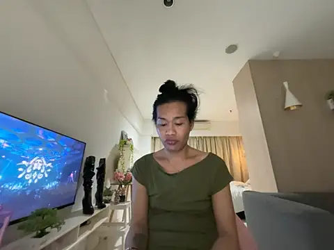 UrDominatrixa_ashley28 现场XXX聊天