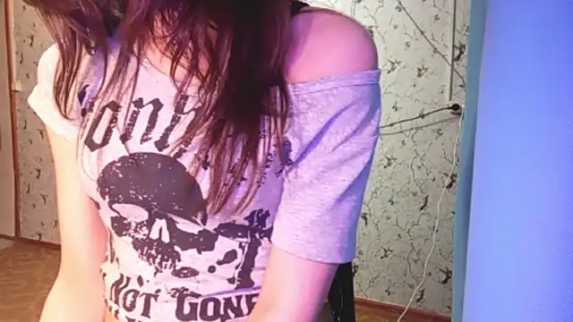 DelicaBrome's Live XXX Chat