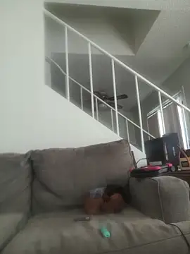 عرض كام yourMasterisBored