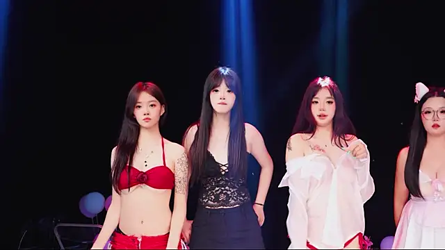 RoseGirl888のライブXXXチャット