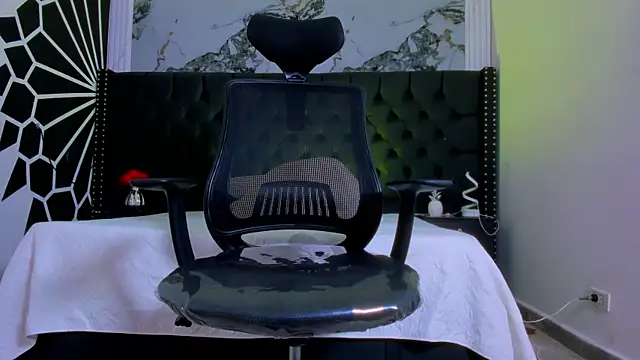 MaximusClark – Naživo XXX chat