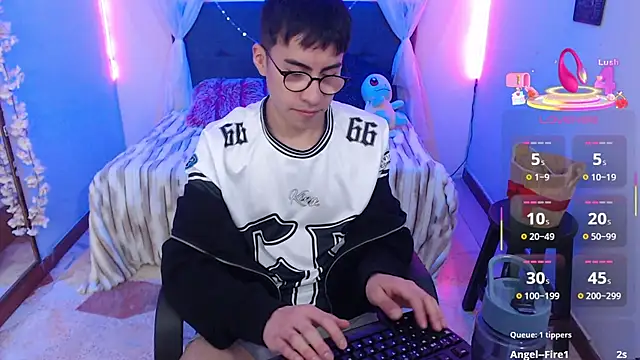 Andy_Norton Chat XXX in diretta