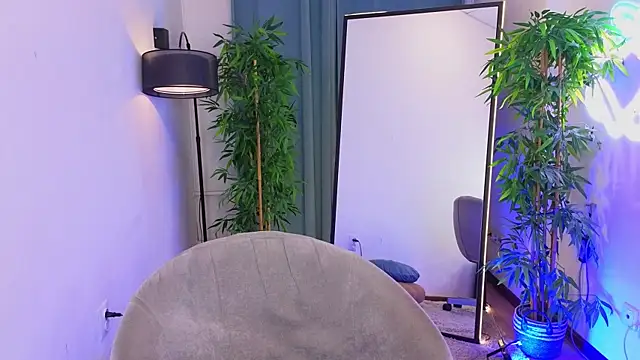 drillfi11's Live XXX Chat