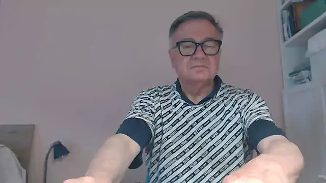 YOU6me Live XXX-chat