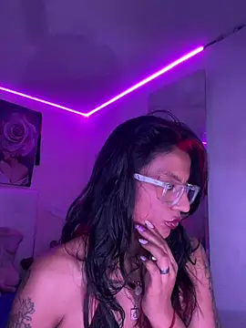 Chat +18 de SamathaMay ao vivo
