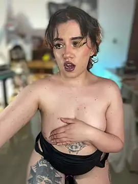 Sembang XXX Secara Langsung NikkiNix