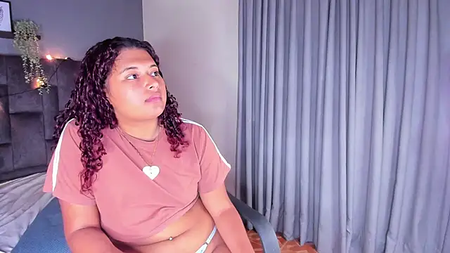 AmeliaLaurent_'s Live XXX Chat