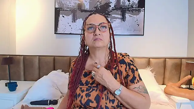 AlessandraLeroy élő XXX-chatje