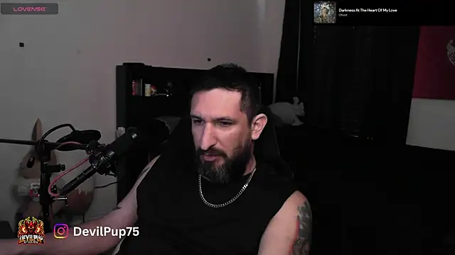 Онлайн чат XXX DevilPup75_
