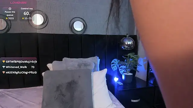 Hanna__mitsury_ élő XXX-chatje