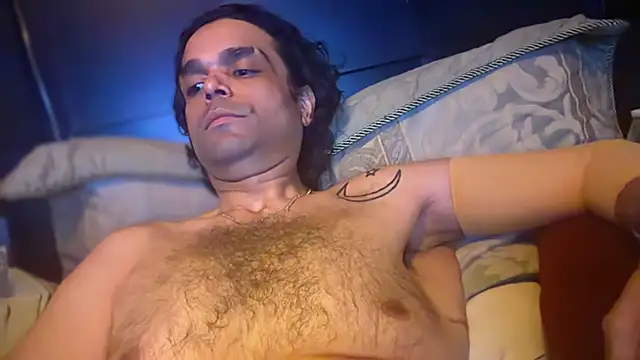 Chat +18 de KungFuPanda001 ao vivo