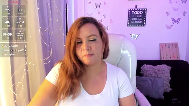victoria_rosse520 élő XXX-chatje