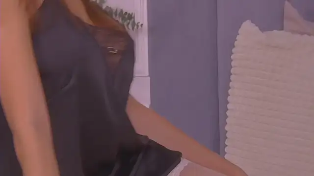 CassHansley élő XXX-chatje