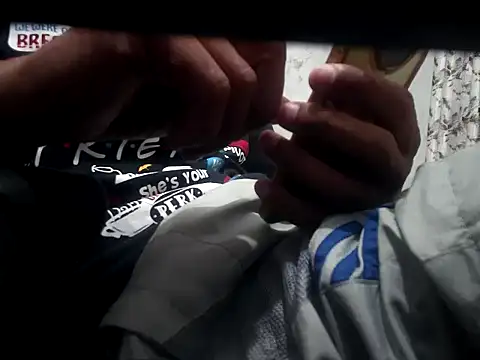 XXX chat uživo modela BlackkCrab