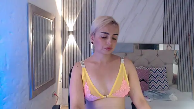 ashley__tylor live XXX chat