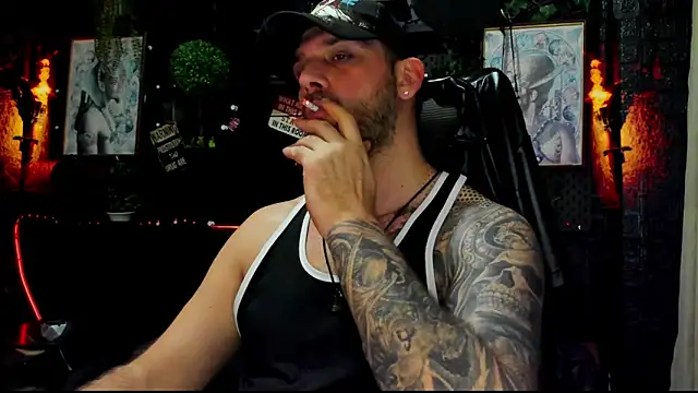LexHardy XXX чат на живо