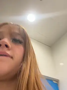 AdaFerreiraa's Live XXX Chat