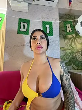 kiim_taaylor XXX чат на живо