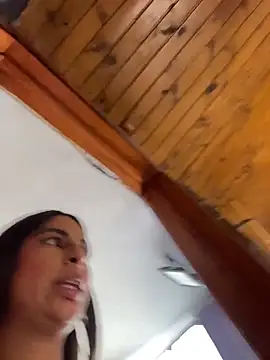 Pokazy przed kamerką – charlotte_stevenss_