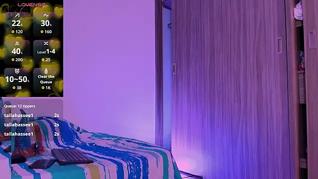 dreamsussi Adlı Modelin Canlı XXX Sohbeti
