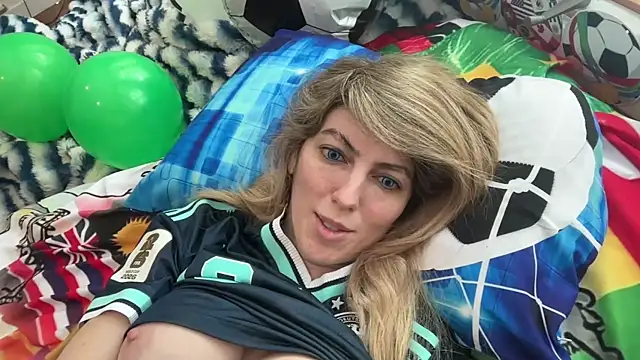 Chat XXX en directo de CelestialRuby