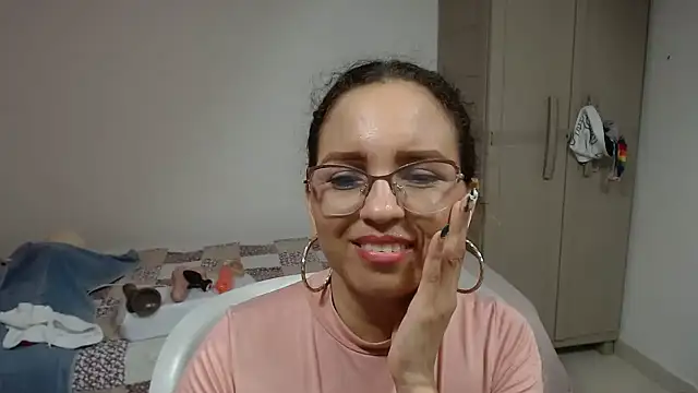 Agatha_browser লাইভ XXX চ্যাট