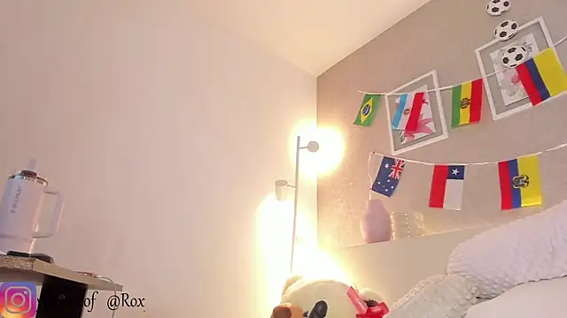 roxannegomez Adlı Modelin Canlı XXX Sohbeti
