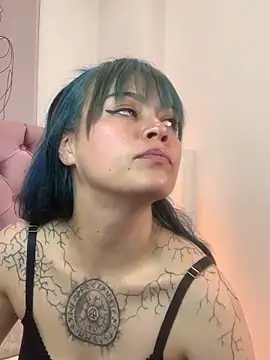 Chat +18 de AylinCollins ao vivo