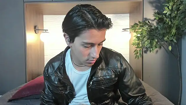 Chat XXX en directo de Andy_Joy_
